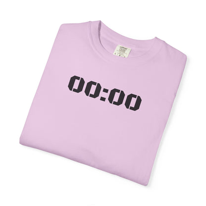 00:00 Minimal Digital Clock T-Shirt — Graphic Tee with Midnight Timer Design