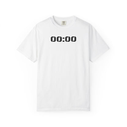 00:00 Minimal Digital Clock T-Shirt — Graphic Tee with Midnight Timer Design