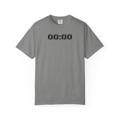 00:00 Minimal Digital Clock T-Shirt — Graphic Tee with Midnight Timer Design