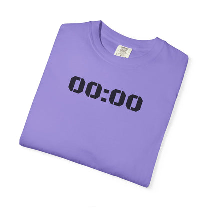 00:00 Minimal Digital Clock T-Shirt — Graphic Tee with Midnight Timer Design