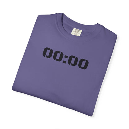 00:00 Minimal Digital Clock T-Shirt — Graphic Tee with Midnight Timer Design
