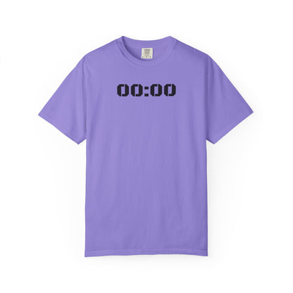 00:00 Minimal Digital Clock T-Shirt — Graphic Tee with Midnight Timer Design